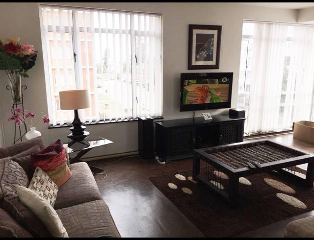 3 BEDROOM APARTMENT RENTED IN HUMEWOOD
